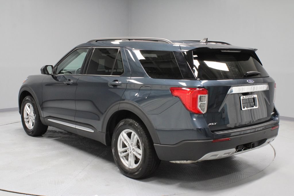 Certified 2024 Ford Explorer XLT w/ Equipment Group 202A AWD/4WD image 9