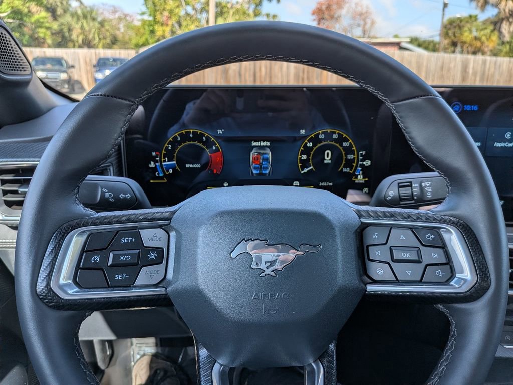 Certified 2025 Ford Mustang Premium image 23