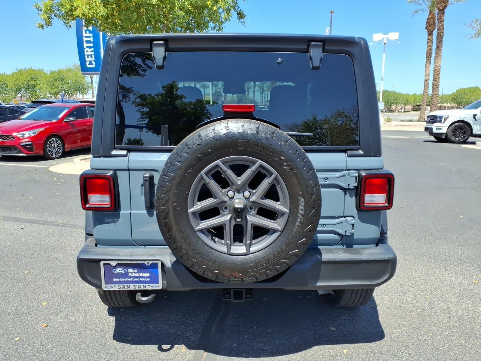 Used 2024 Jeep Wrangler Sport AWD/4WD image 5