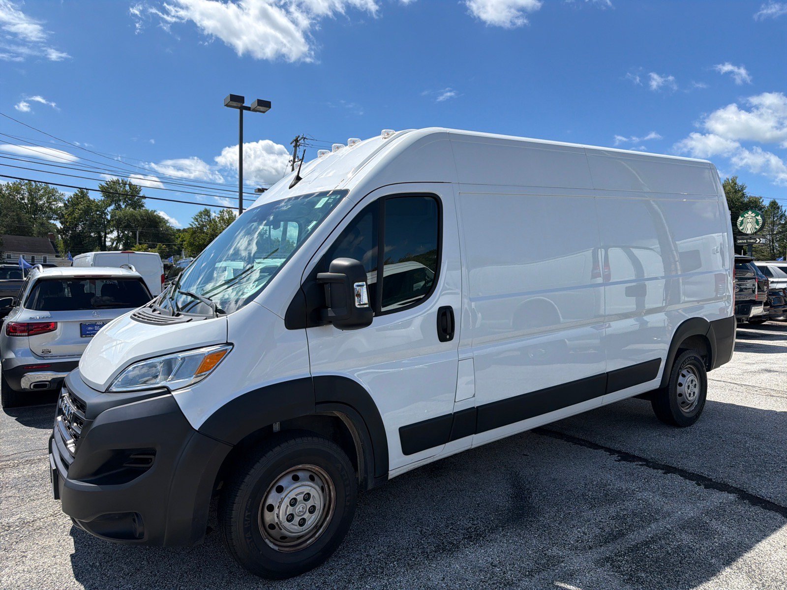 Used 2023 RAM ProMaster 2500 FWD image 10