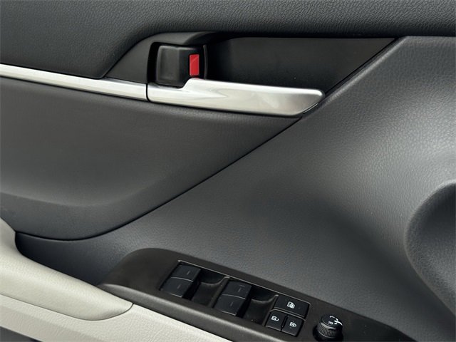 Used 2023 Toyota Camry LE image 23