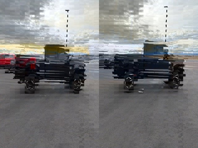 Certified 2025 Ford F350 Platinum w/ Platinum Plus Package image 6