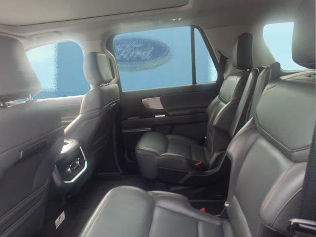 Certified 2025 Ford Expedition Active image 14
