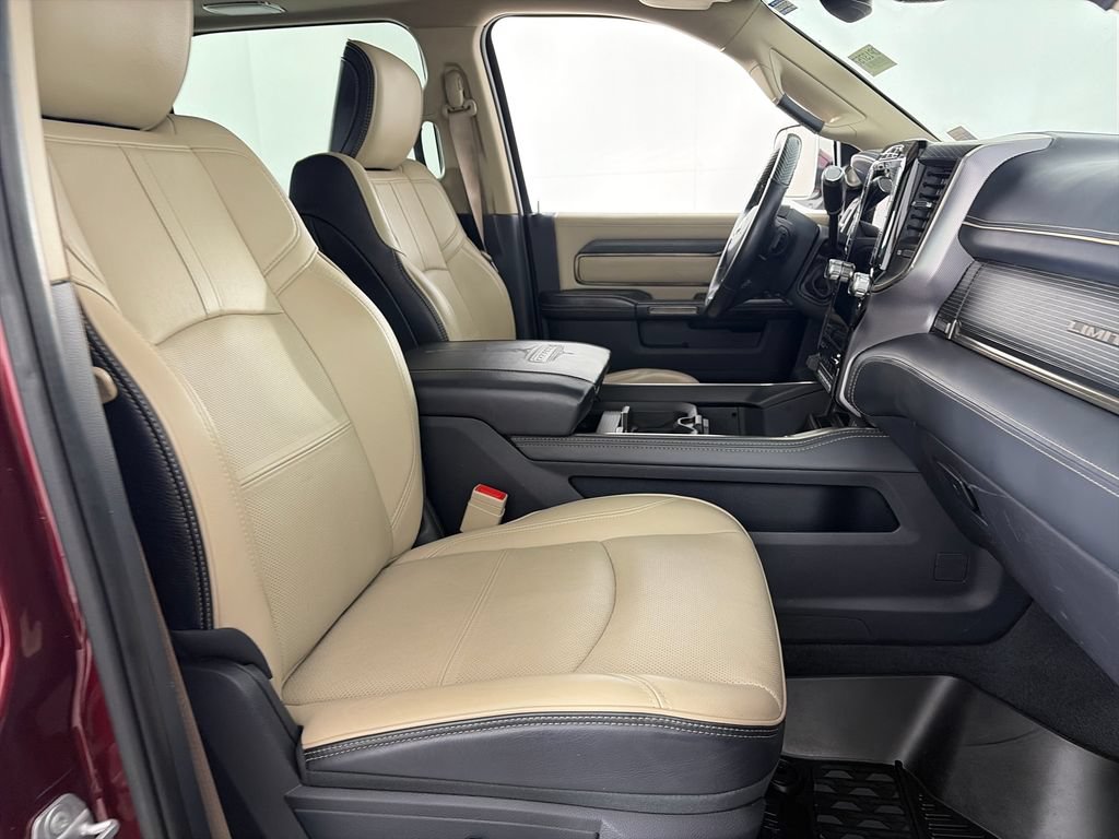 Used 2020 RAM 3500 Limited AWD/4WD image 32