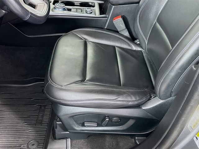 Certified 2023 Ford Explorer XLT w/ Equipment Group 202A AWD/4WD image 27