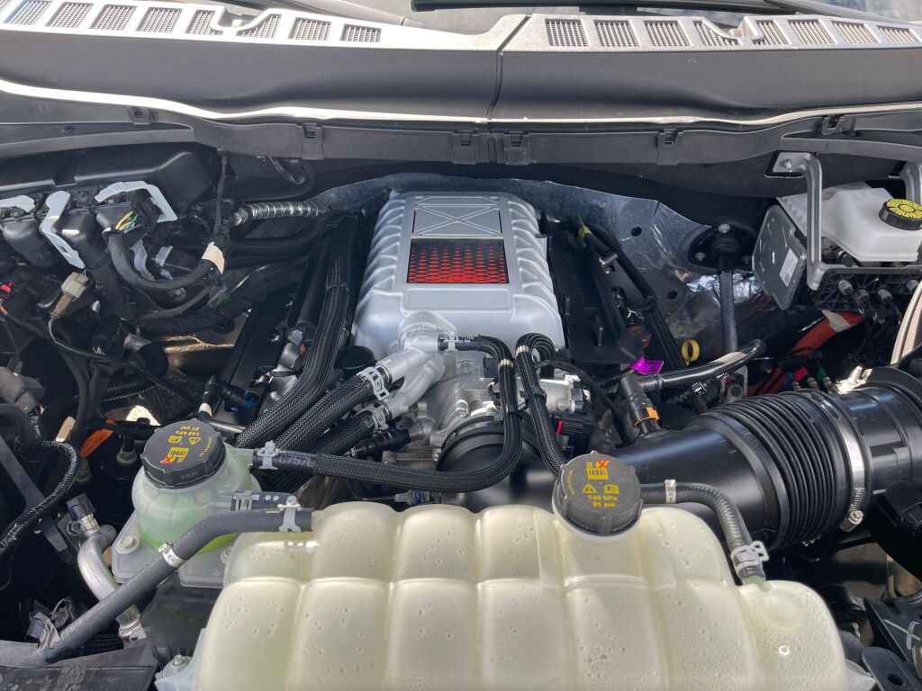 Certified 2025 Ford F150 Raptor w/ Equipment Group 803A Raptor R AWD/4WD image 36