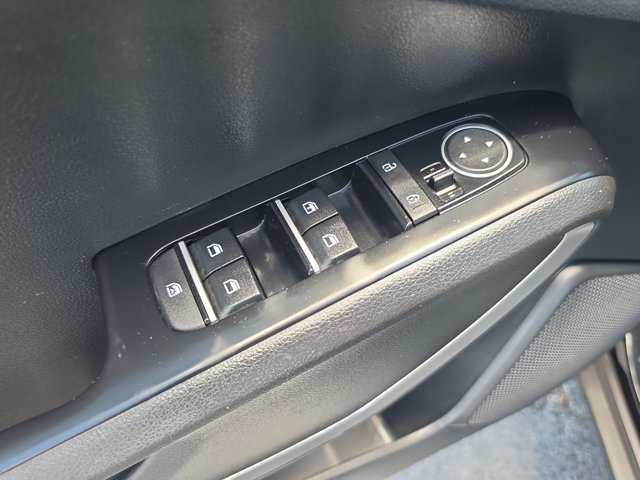Used 2024 Kia Soul LX FWD image 18