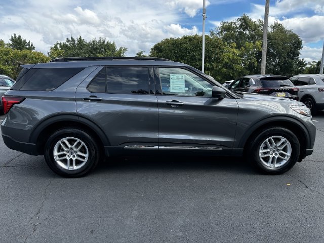 Certified 2025 Ford Explorer Active AWD/4WD image 4