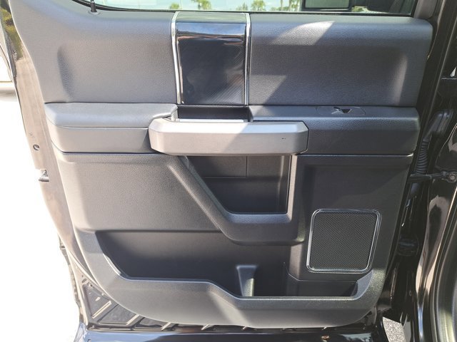 Certified 2021 Ford F250 Platinum w/ FX4 Off-Road Package image 15