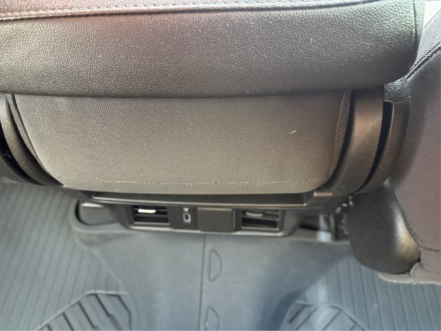 Used 2023 Chevrolet Silverado 1500 LT AWD/4WD image 26