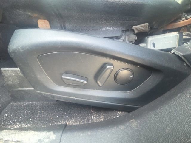 Certified 2020 Ford Explorer XLT w/ Equipment Group 202A image 29