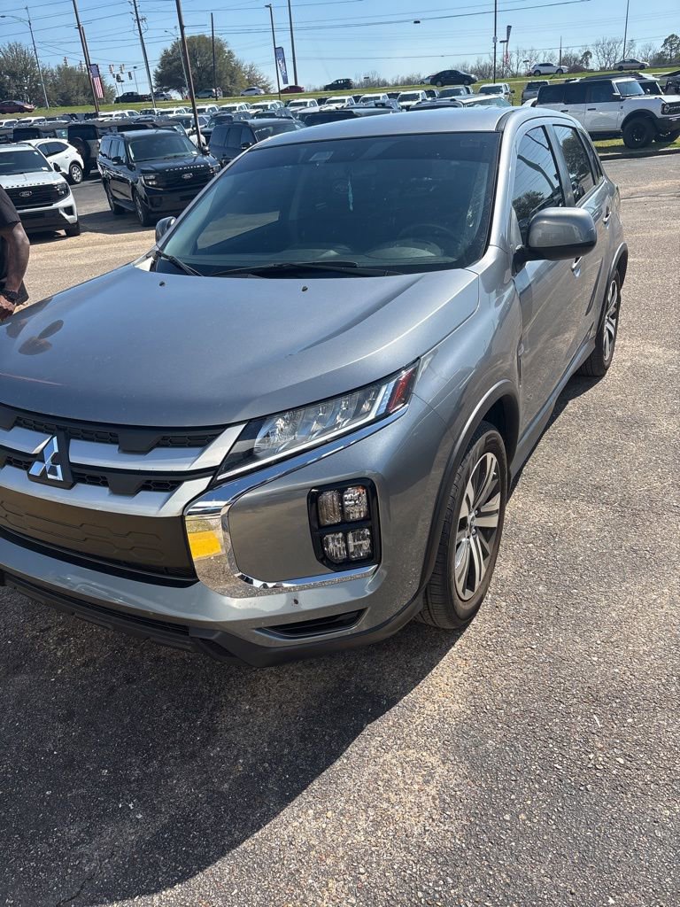 Used 2024 Mitsubishi Outlander Sport ES image 2