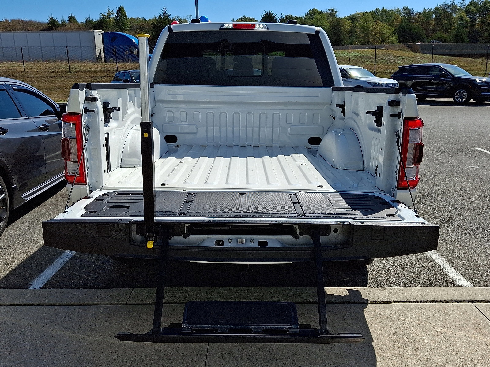 Certified 2023 Ford F150 Platinum w/ Equipment Group 701A High image 30