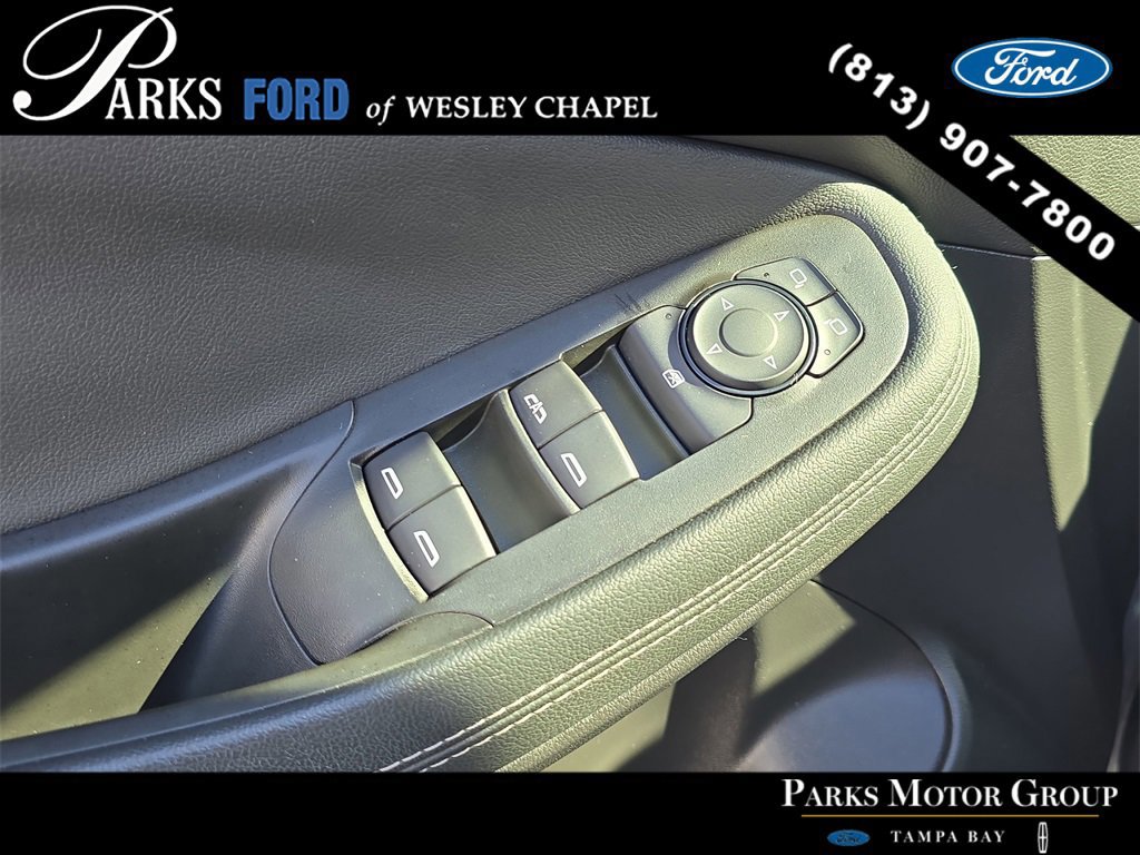 Used 2022 Buick Encore GX Preferred w/ Sport Touring Package image 16