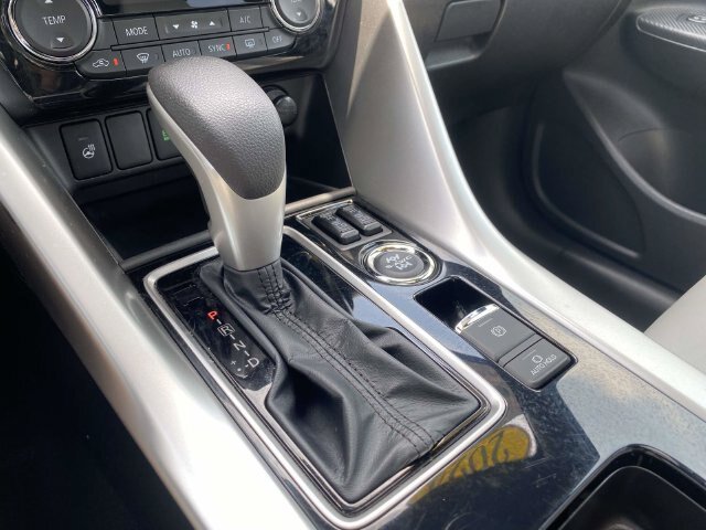Used 2024 Mitsubishi Eclipse Cross SEL AWD/4WD image 28