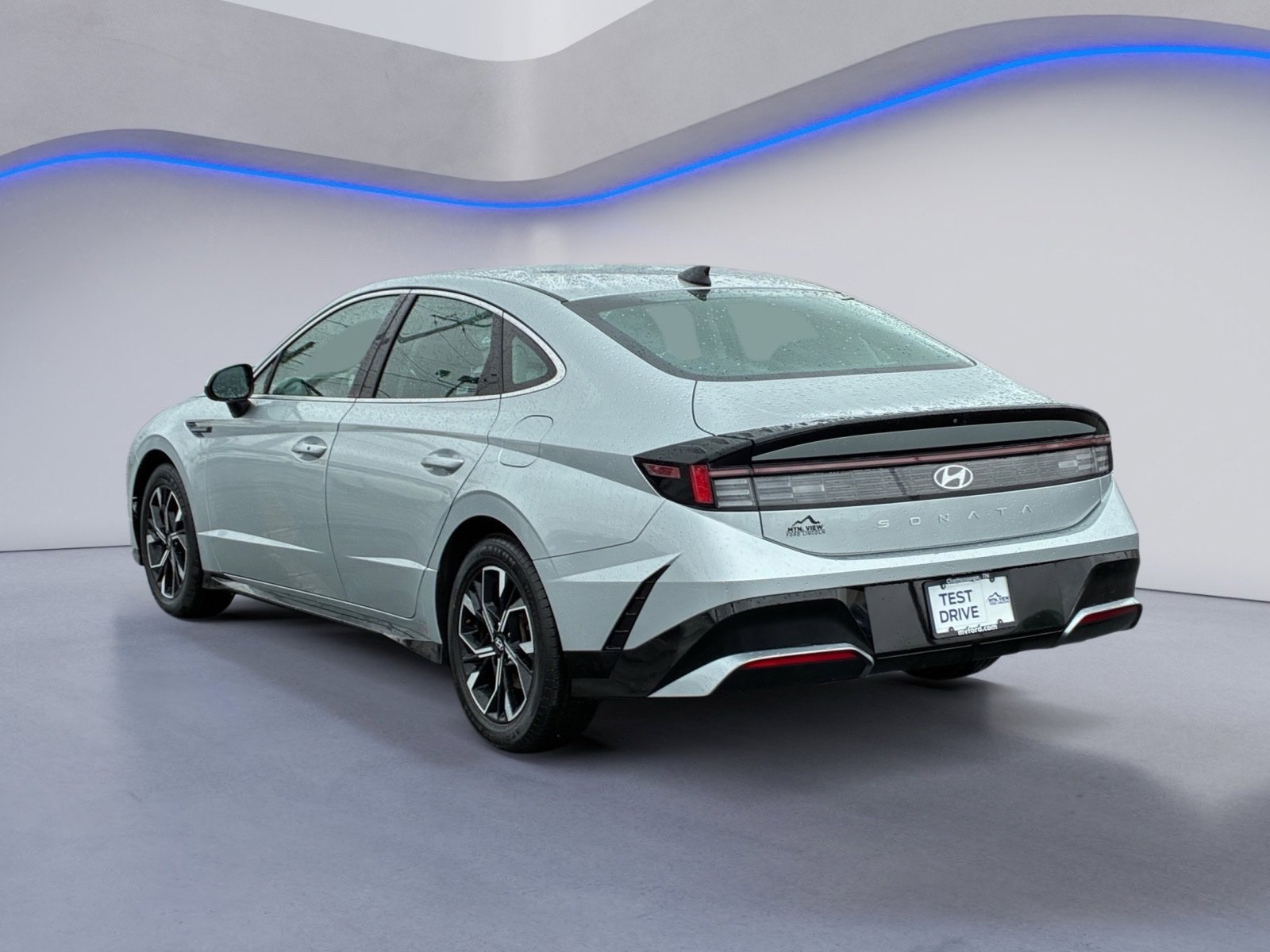 Used 2025 Hyundai Sonata SEL FWD image 3