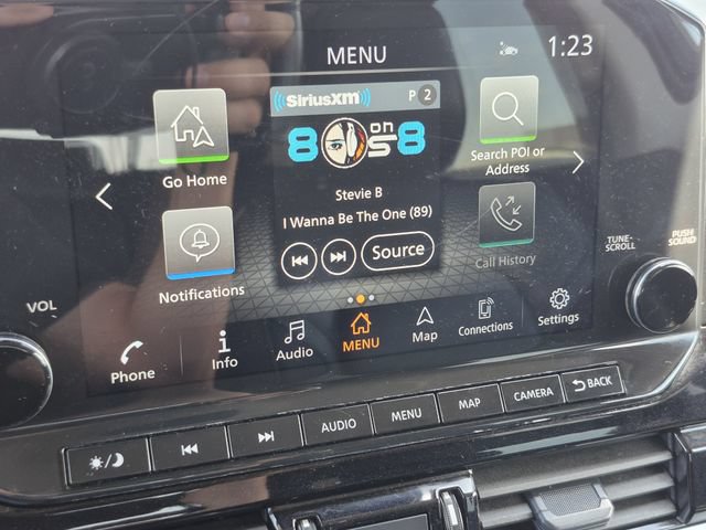 Used 2025 Nissan Pathfinder SL AWD/4WD image 19