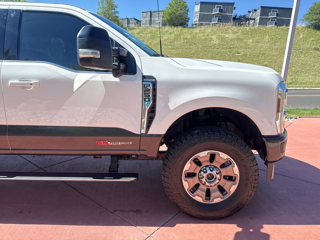 Certified 2024 Ford F250 King Ranch AWD/4WD image 33