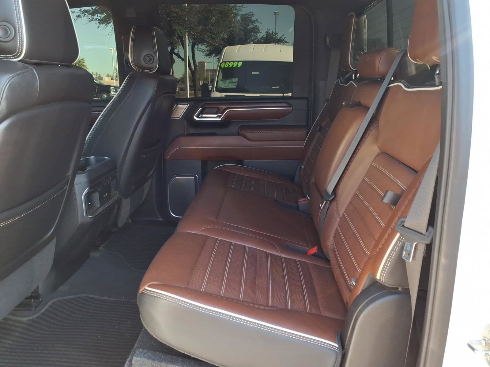 Used 2024 GMC Sierra 3500 Denali Ultimate AWD/4WD image 16