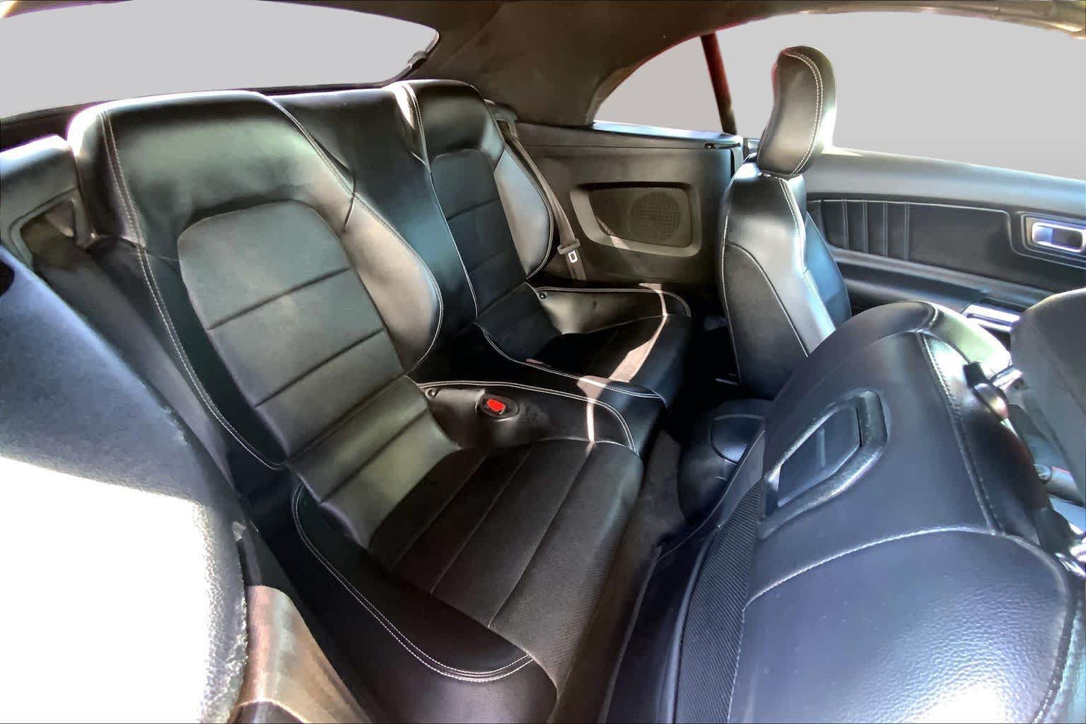 Certified 2022 Ford Mustang Premium RWD image 20