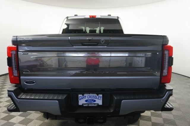 Certified 2024 Ford F250 Platinum image 3