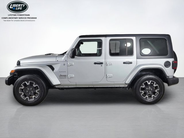 Used 2024 Jeep Wrangler Unlimited Sahara w/ Technology Group AWD/4WD image 6
