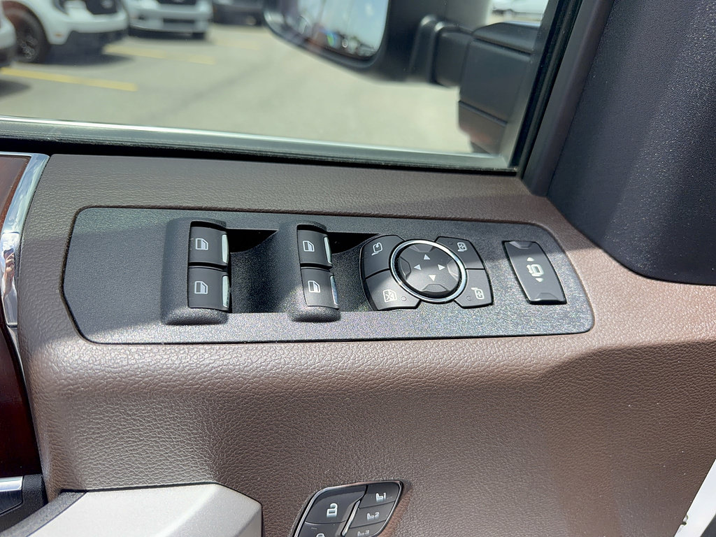 Certified 2021 Ford F250 King Ranch w/ King Ranch Ultimate Package AWD/4WD image 11