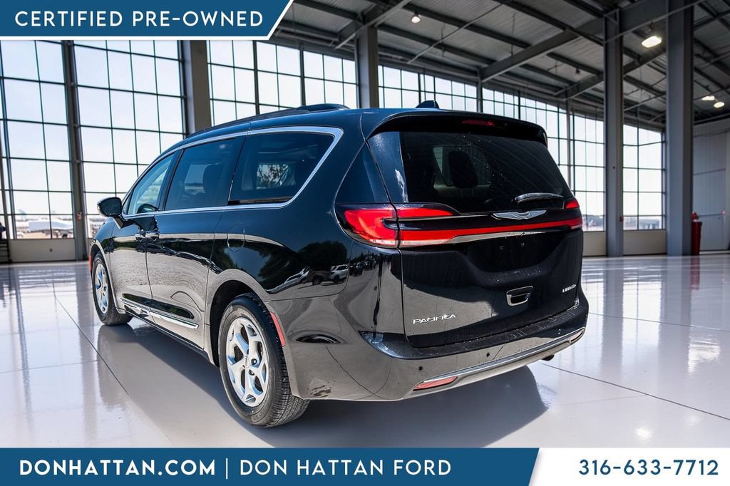 Used 2023 Chrysler Pacifica Limited FWD image 26