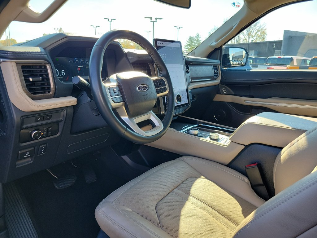 Certified 2024 Ford Expedition Max Limited AWD/4WD image 23