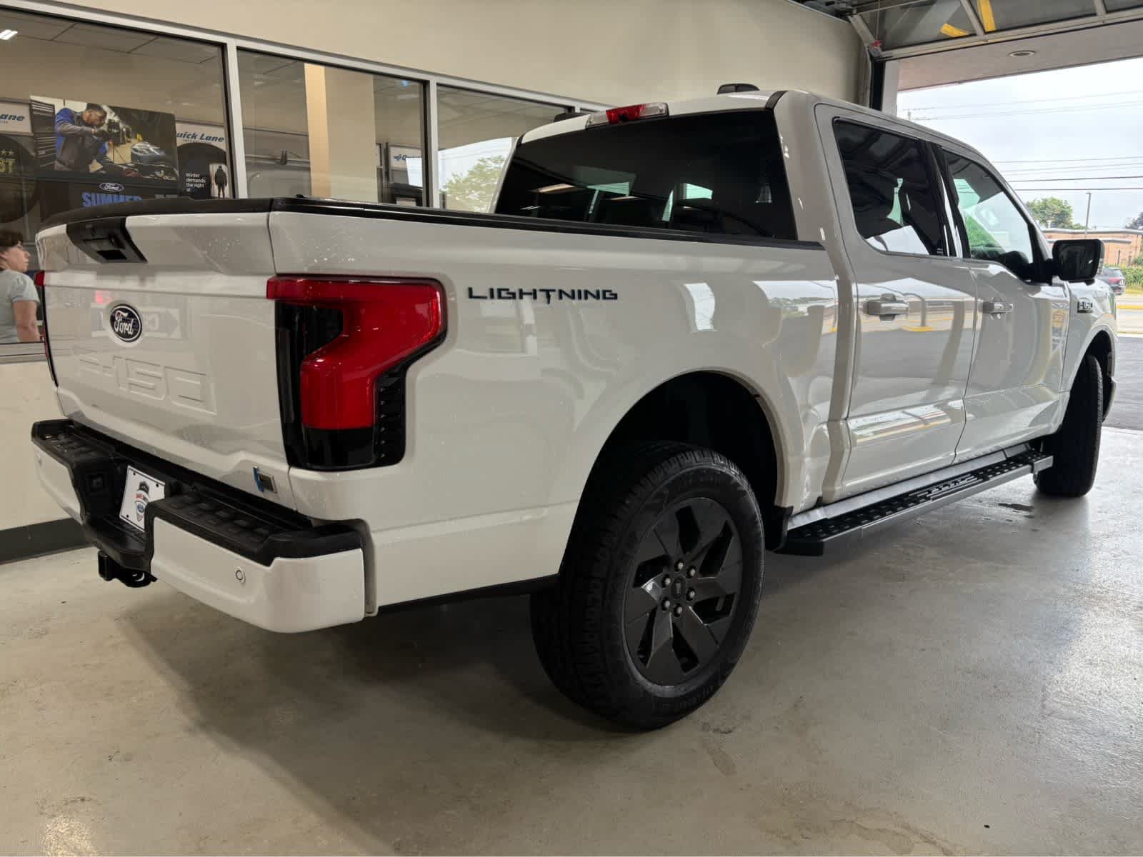 Certified 2025 Ford F150 Lightning Flash AWD/4WD image 7