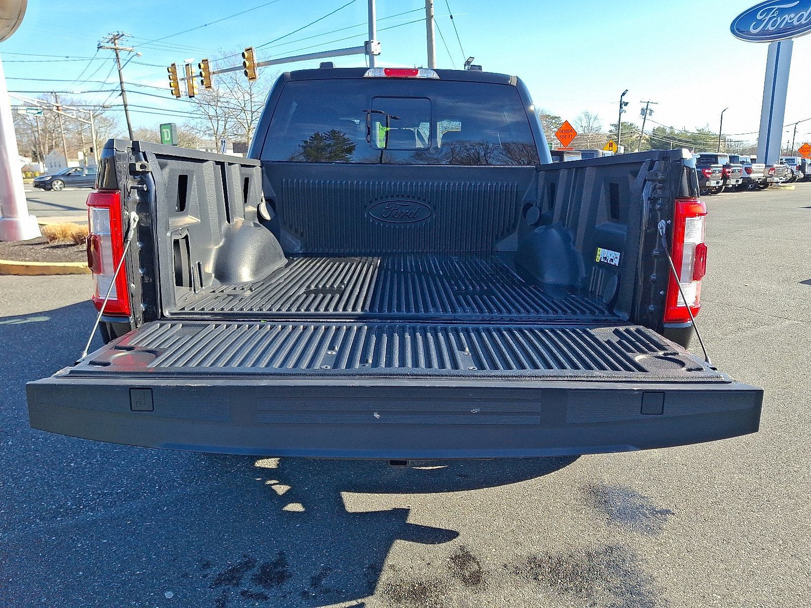 Certified 2022 Ford F150 Lariat image 30