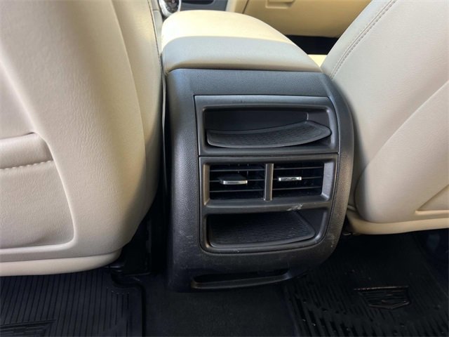 Used 2019 Cadillac XT5 Luxury image 16