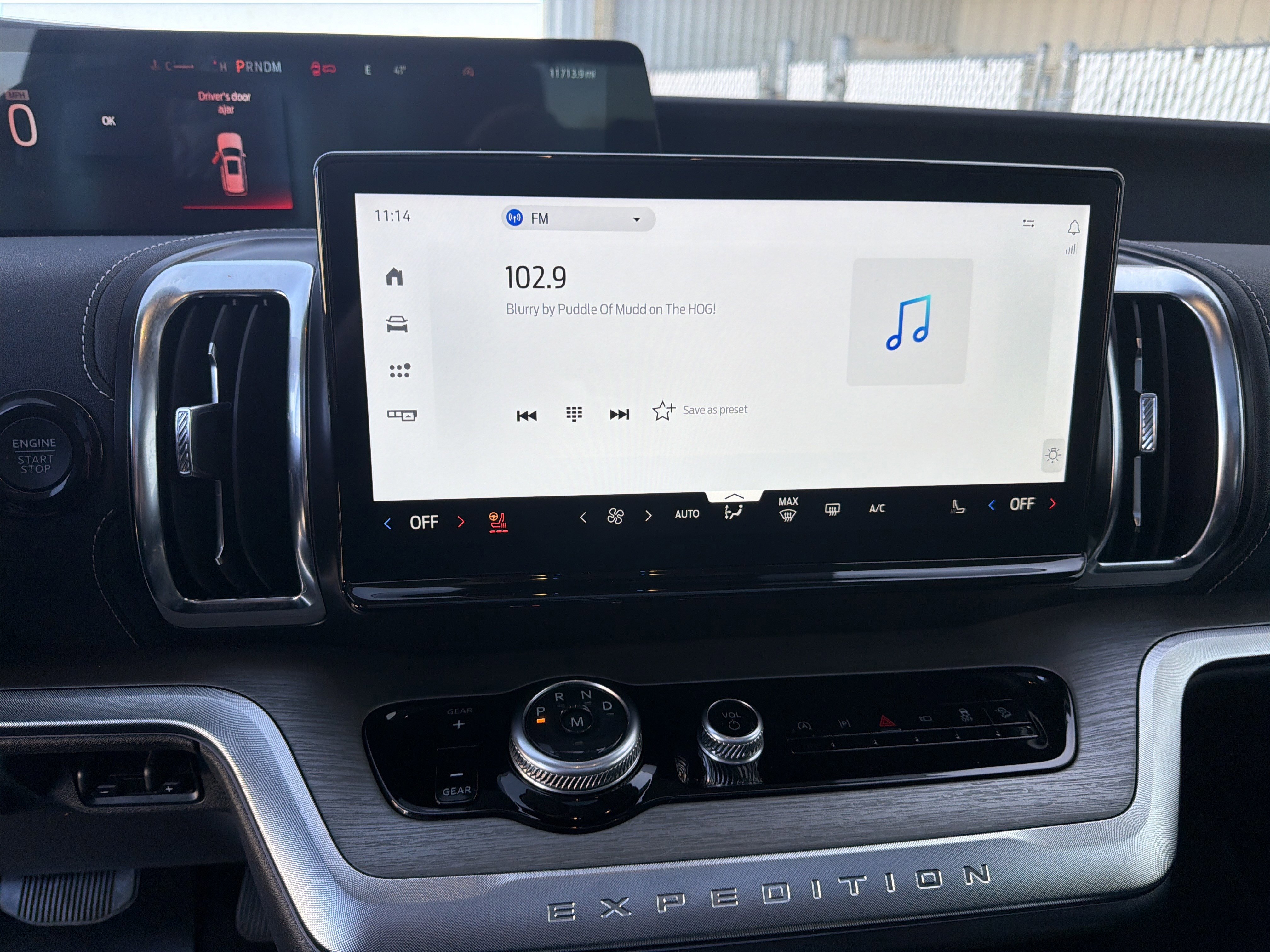 Certified 2025 Ford Expedition Platinum image 47