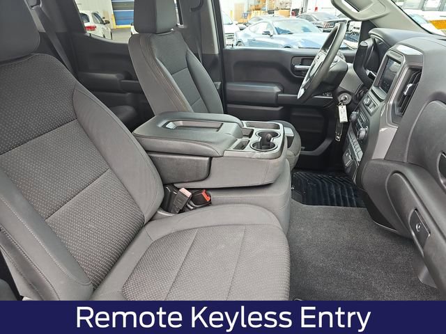Used 2020 Chevrolet Silverado 1500 Custom w/ Custom Value Package RWD image 12