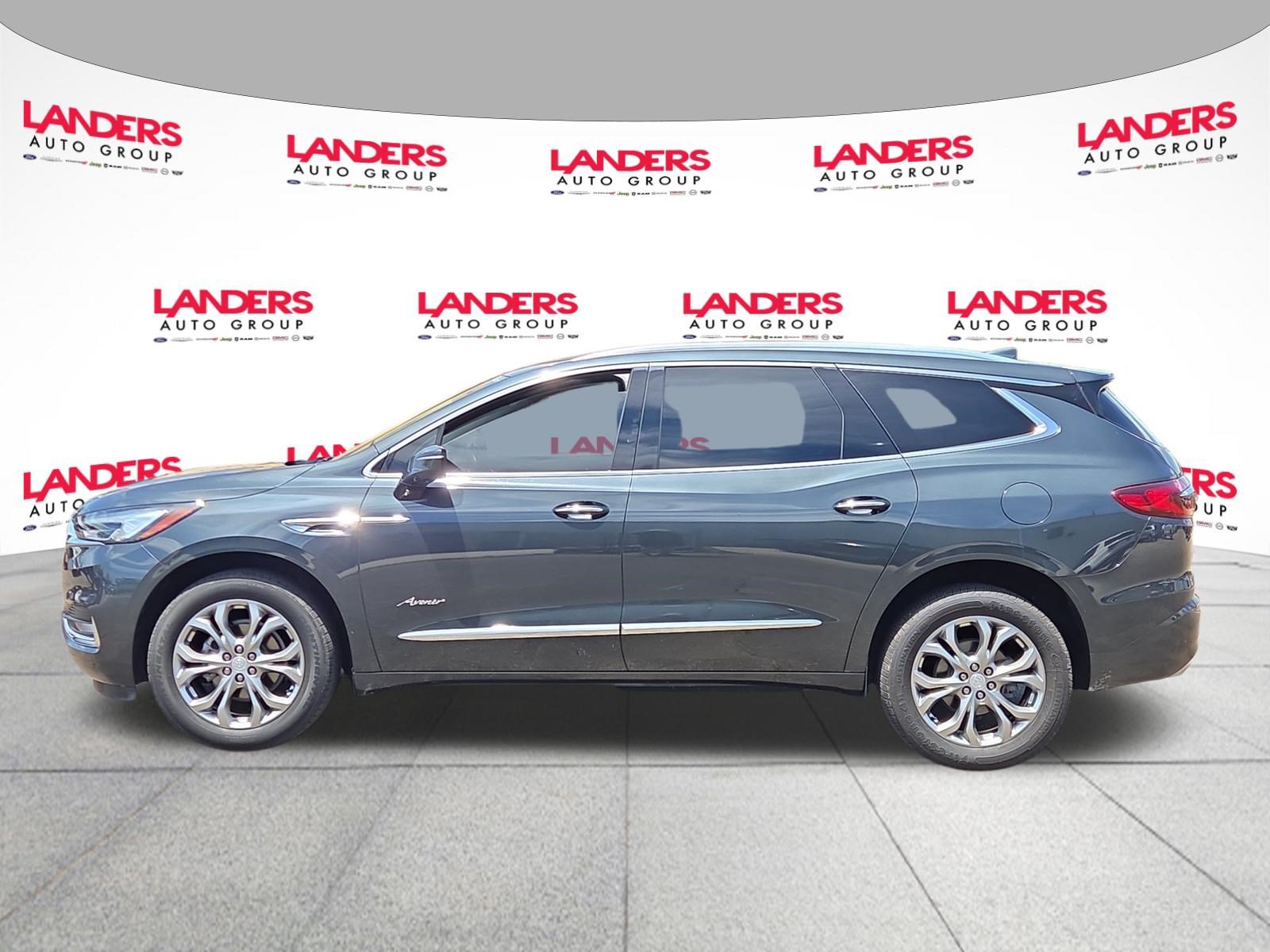 Used 2021 Buick Enclave Avenir w/ Avenir Technology Package FWD image 6