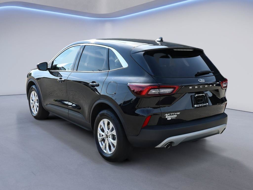 Certified 2023 Ford Escape Active AWD/4WD image 5