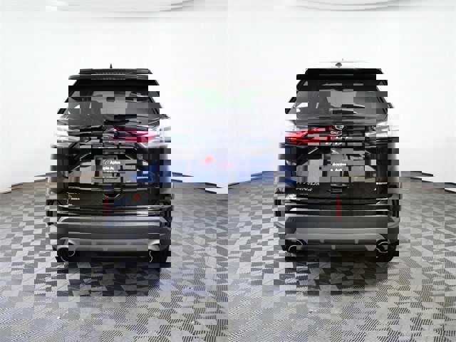 Certified 2024 Ford Edge Titanium image 7