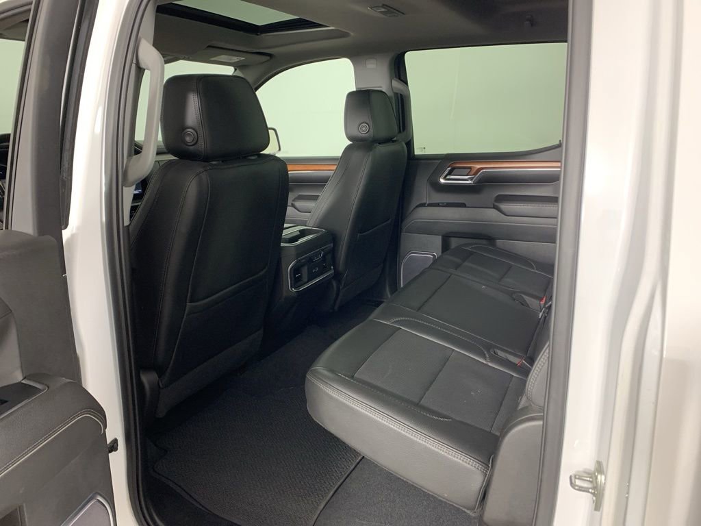 Used 2023 GMC Sierra 1500 Denali w/ Denali Reserve Package AWD/4WD image 34