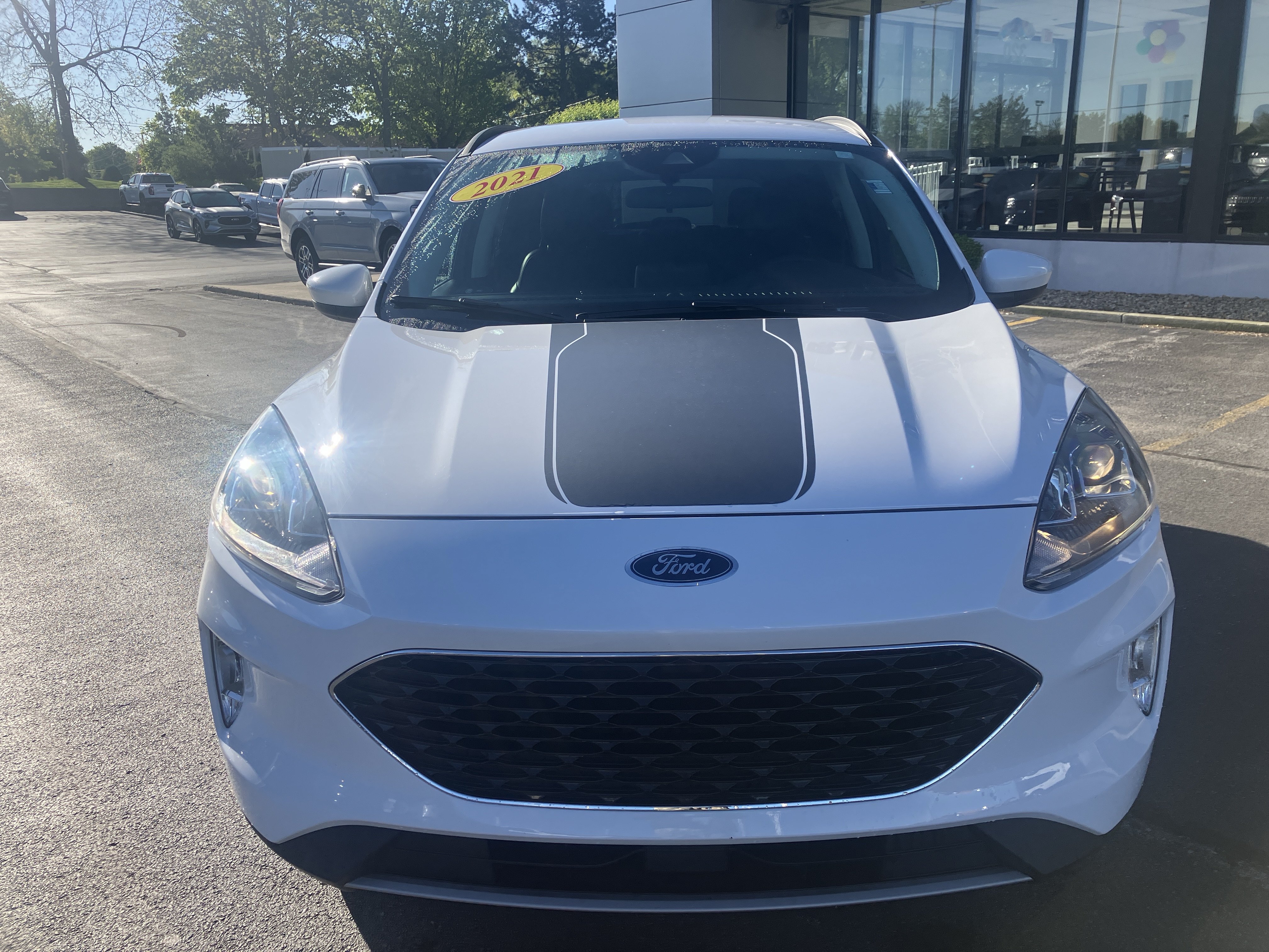 Certified 2021 Ford Escape SEL AWD/4WD image 2