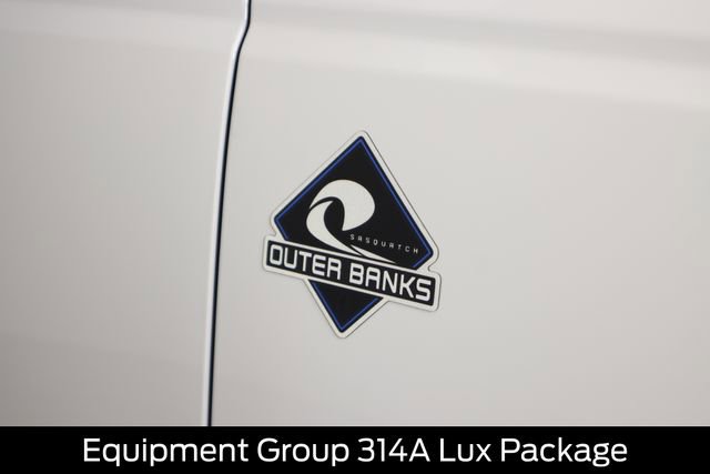 Certified 2022 Ford Bronco Outer Banks w/ Sasquatch Package AWD/4WD image 15