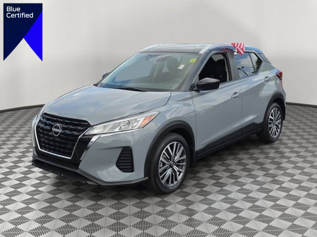 Used 2023 Nissan Kicks SV image 1