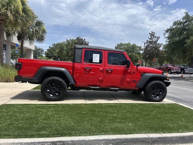 Used 2023 Jeep Gladiator Sport w/ Trailer Tow Package AWD/4WD image 5