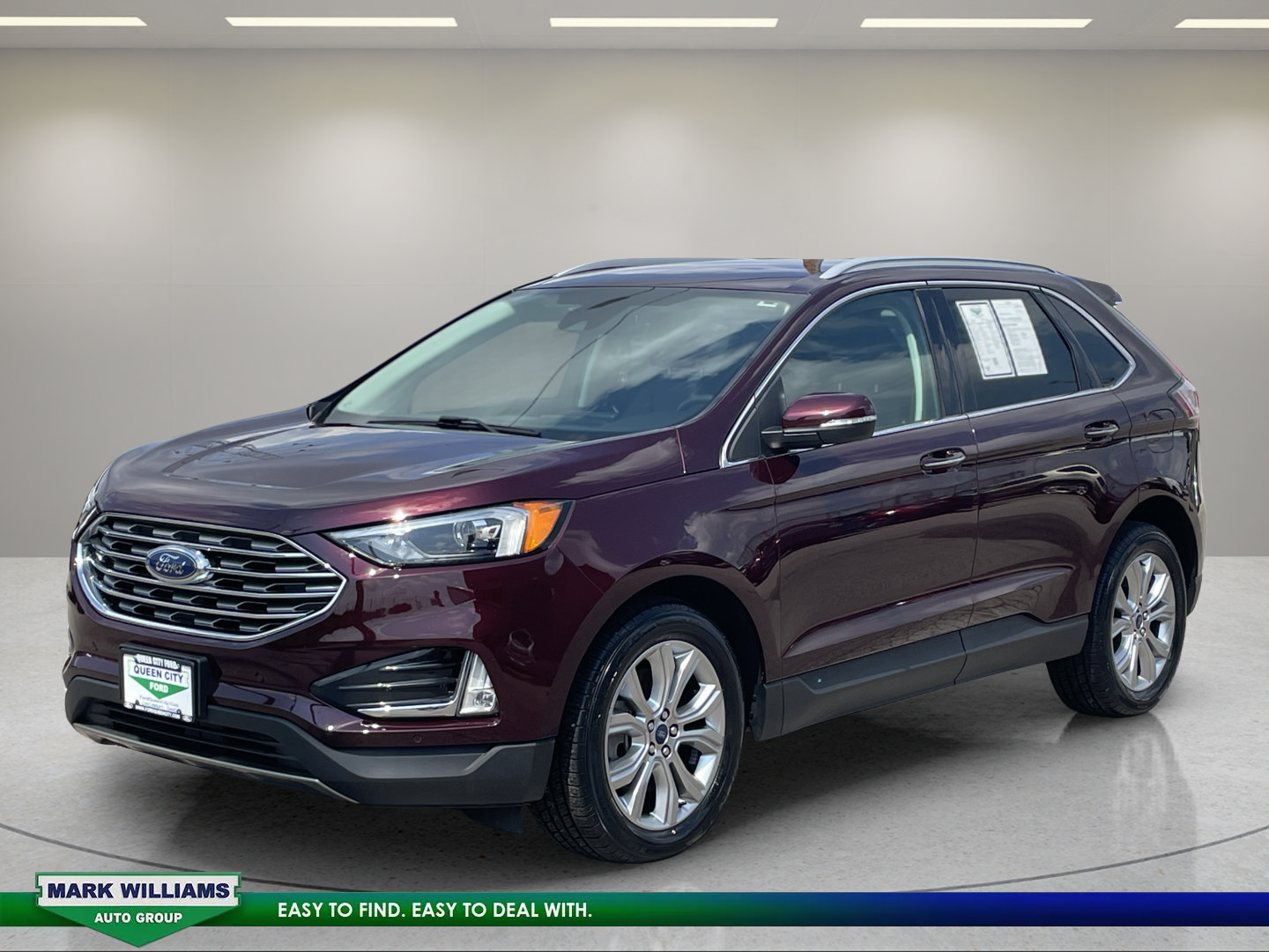 Certified 2022 Ford Edge Titanium AWD/4WD image 2