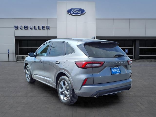 Certified 2024 Ford Escape ST-Line image 5