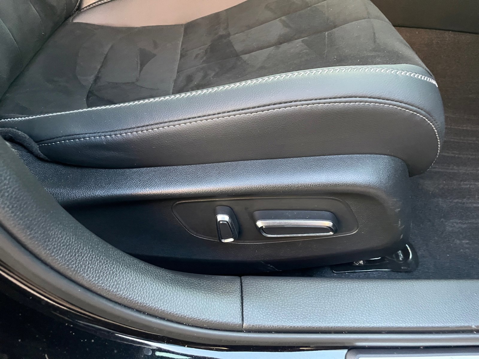 Used 2024 Acura Integra A-Spec image 32