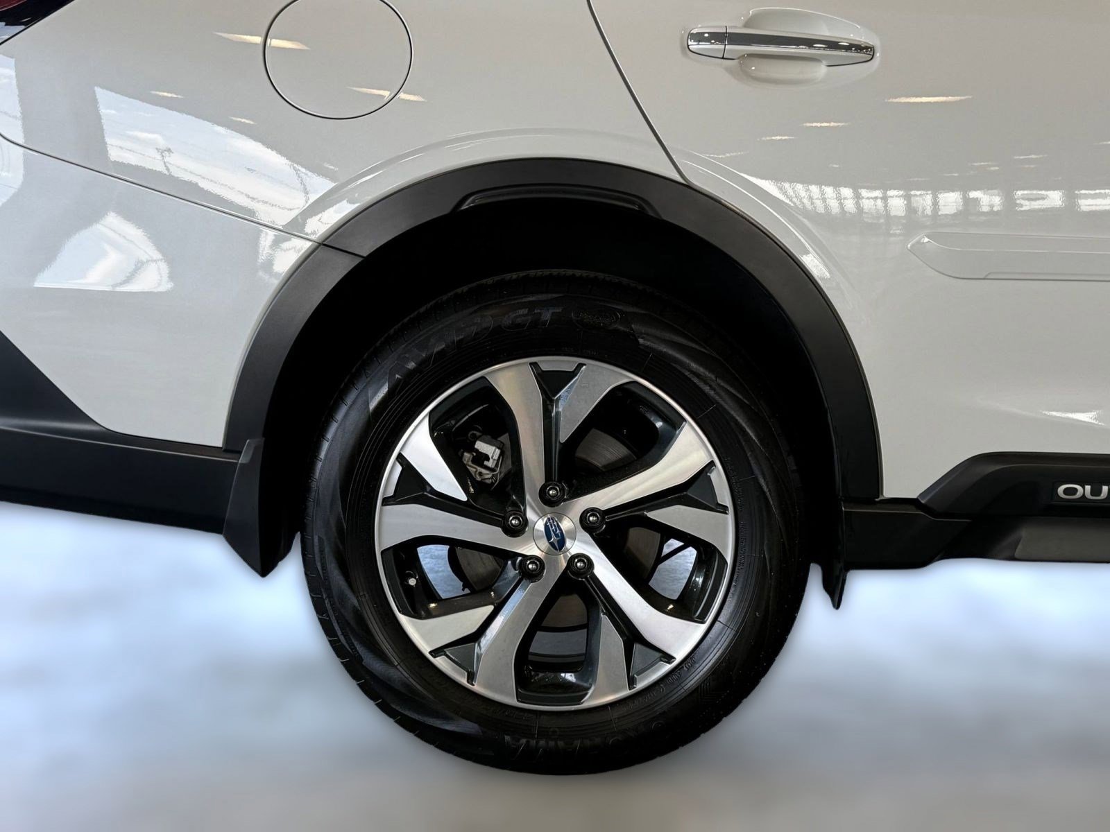 Used 2021 Subaru Outback Touring XT image 12