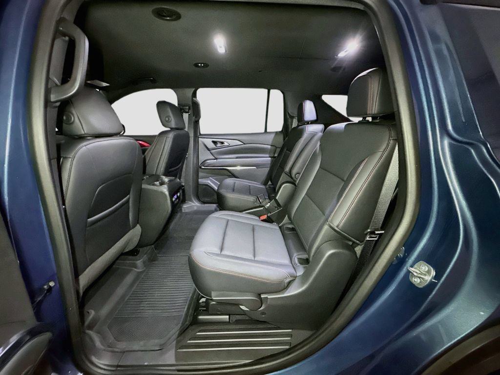 Used 2025 Chevrolet Traverse Z71 w/ Driver Confidence Package AWD/4WD image 30