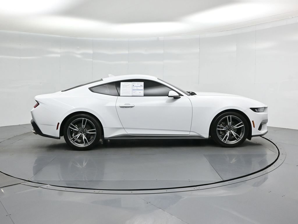 Certified 2024 Ford Mustang Coupe image 9