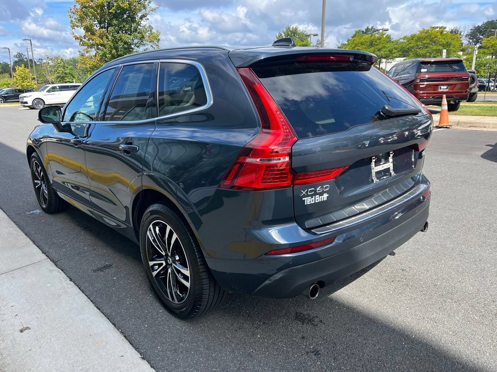 Used 2021 Volvo XC60 T5 Momentum w/ Advanced Package AWD/4WD image 7
