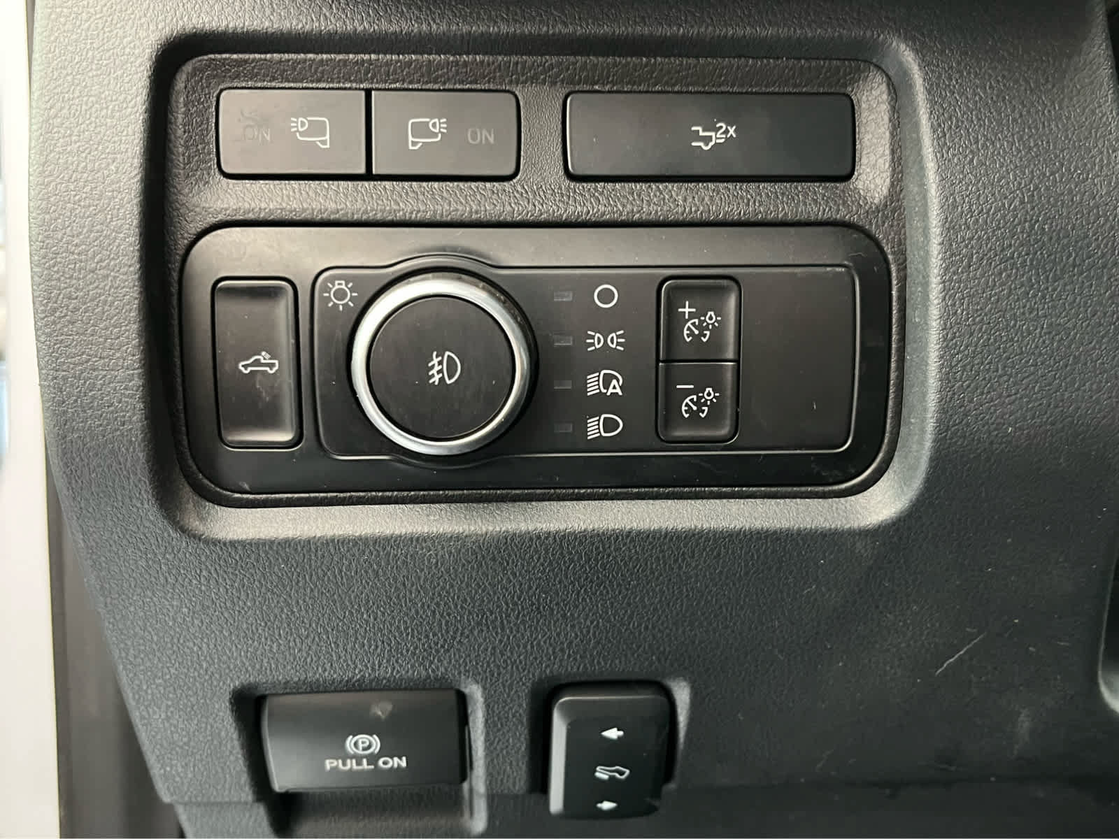 Certified 2023 Ford F350 Lariat w/ Tow Technology Package AWD/4WD image 27